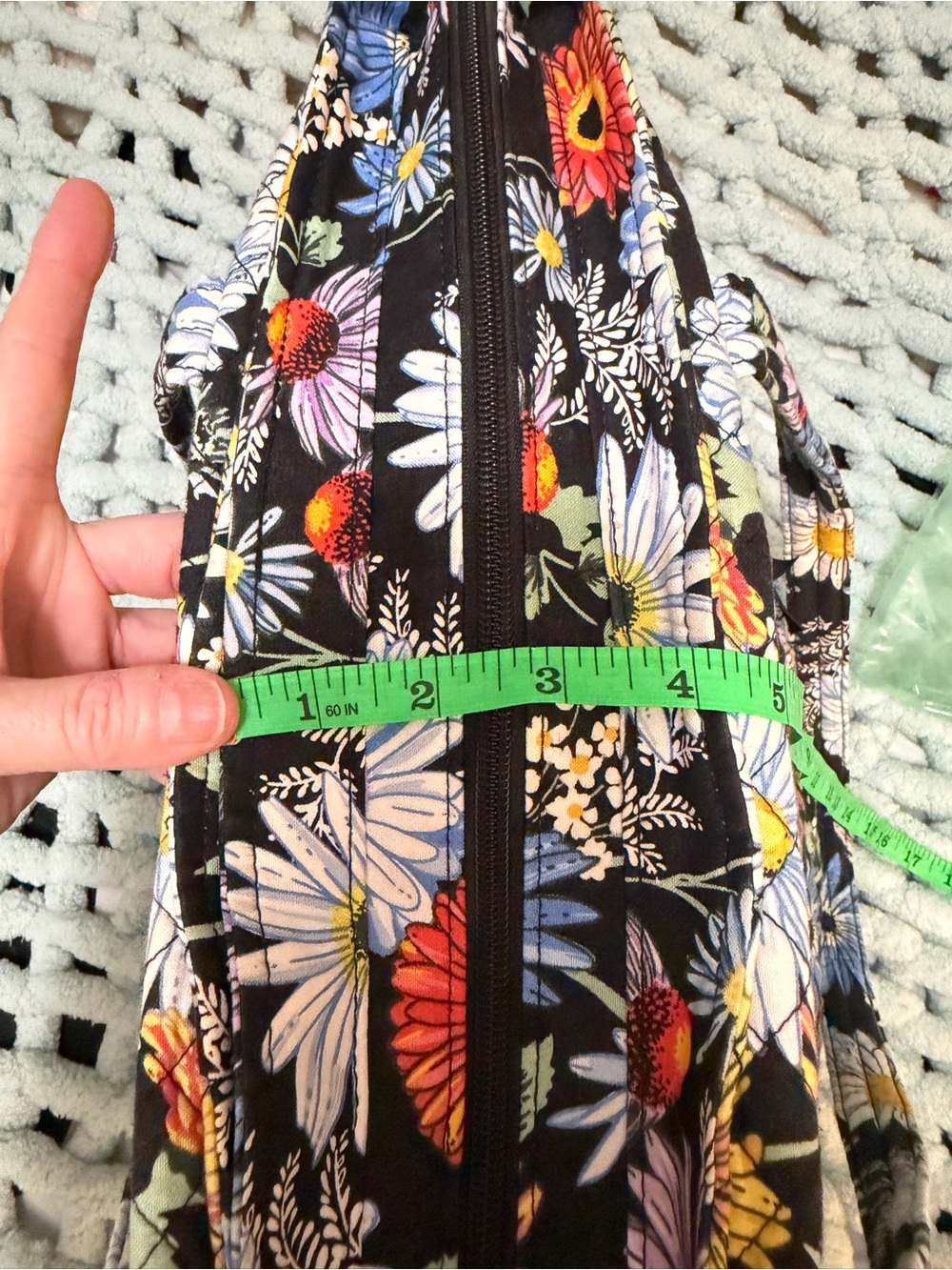 Vera Bradley Black Quilted Floral Tote with Multi-Color Blooms Great Condition - Picture 7 of 17